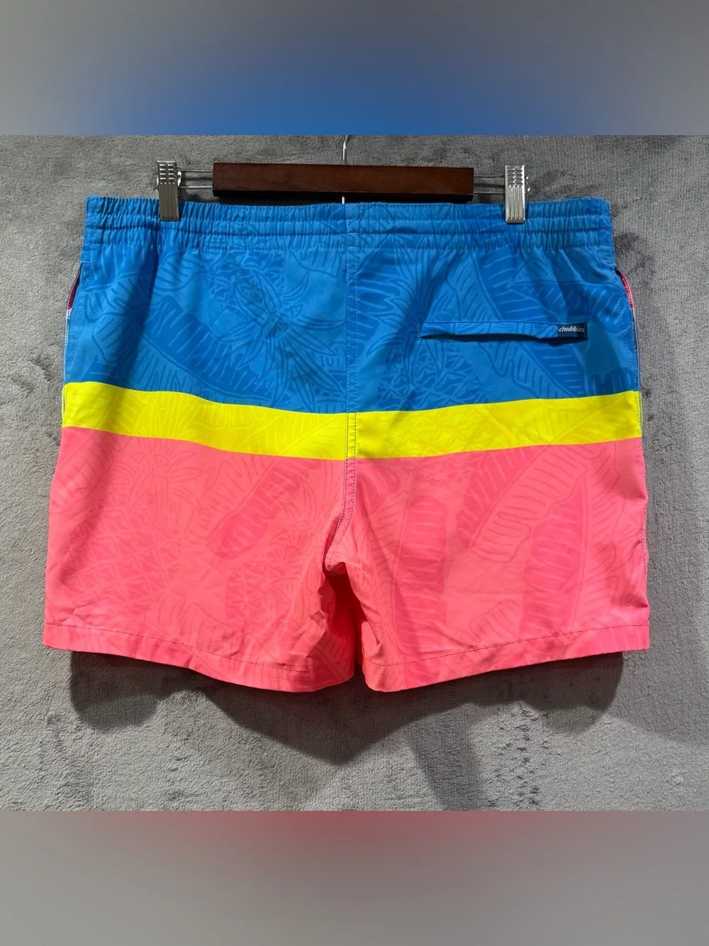Chubbies The Squarely Circles Lined Swim Shorts‎ 5.5 Inseam Mens Size M Beach